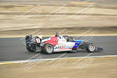 media/Jan-26-2025-CalClub SCCA (Sun) [[cfcea7df88]]/Group 2/Race/